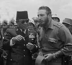 MESRANYA HUBUNGAN CASTRO DAN BUNG KARNO (In Memoriam)