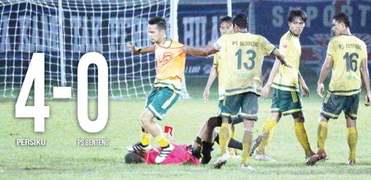 Parah Wasit Diinjak Kepalanya oleh pemain PS Benteng