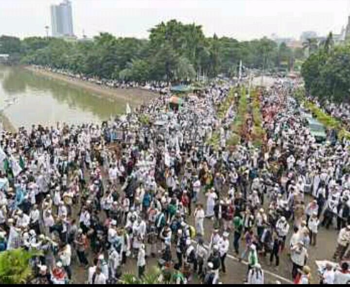 Jelang 212, FPI Kebanjiran Tawaran Penginapan Gratis untuk Demonstran Luar Kota