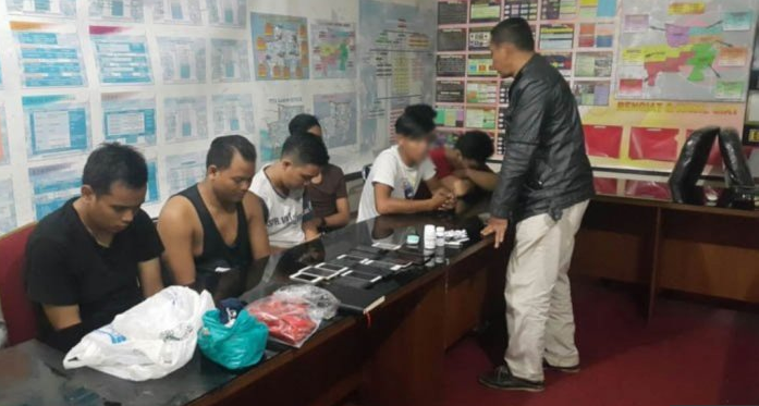 Tak Ada Pidana, 13 Pria Diduga Gay di Apartemen Kalibata Dipulangkan