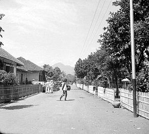 KISAH KAKEK SAAT PEMBERONTAKAN DI/TII MAJALAYA JAWA BARAT