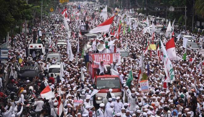 Massa FUI dan Simpatisan PKS Yogya Berangkat ke Jakarta