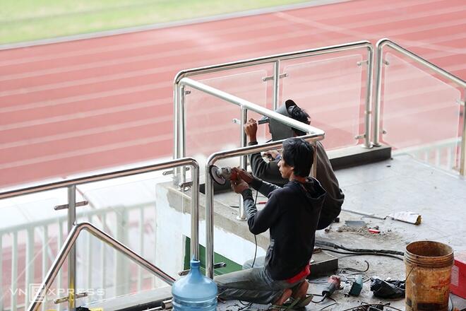 MEDIA VIETNAM TELANJANGI PERSIAPAN STADION PAKANSARI JELANG SEMIFINAL AFF CUP 2016