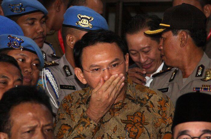 Ahok tak dikenai UU ITE