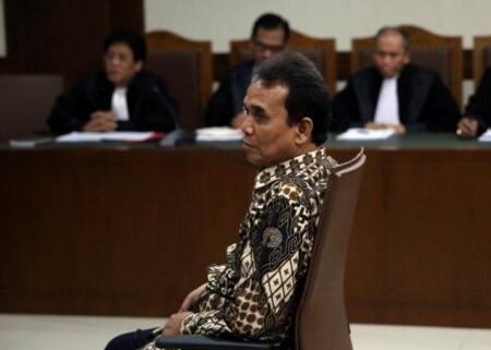 Edy Nasution Minta Hakim Kembalikan Uang, Mobil hingga Iphone