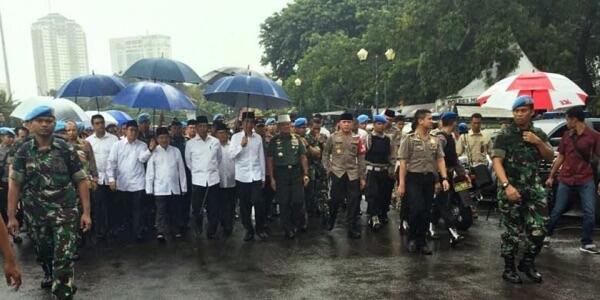 BREAKING NEWS:Presiden dan Wapres Melaksanakan Sholat Jumat Di Monas