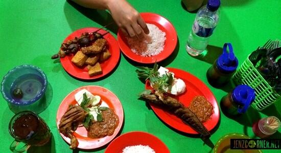 Makanan-makanan yang cocok untuk momen makan bareng temen.
