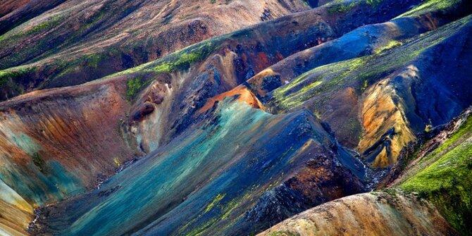 Aneh tapi nyata, keajaiban 6 bukit sewarna pelangi