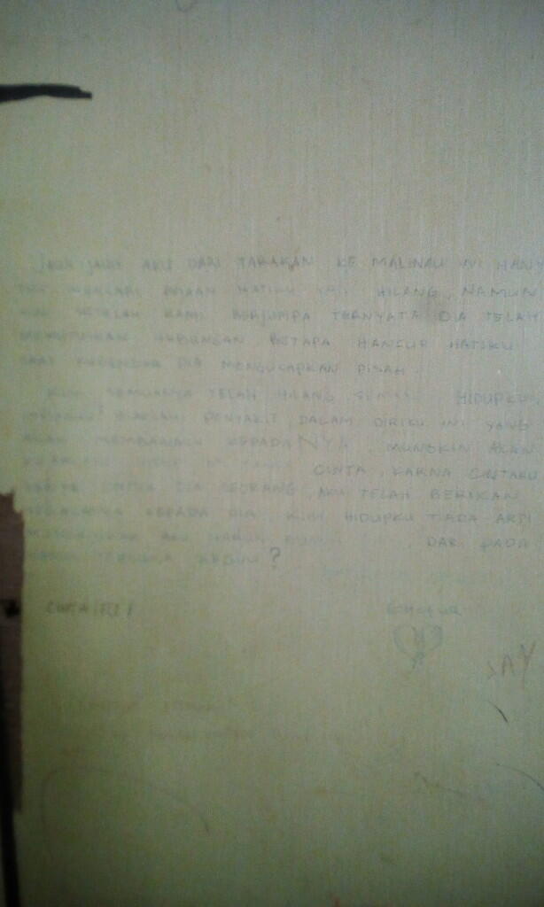 corat coret di penginapan