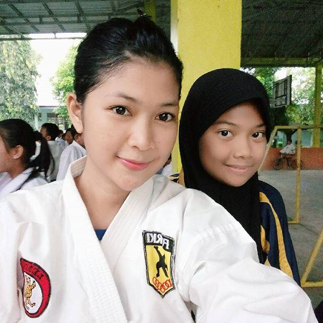 Rianti Azhari, Satpam Cantik Di BANK BRI Cabang Manna Kabupaten Bengkulu Selatan