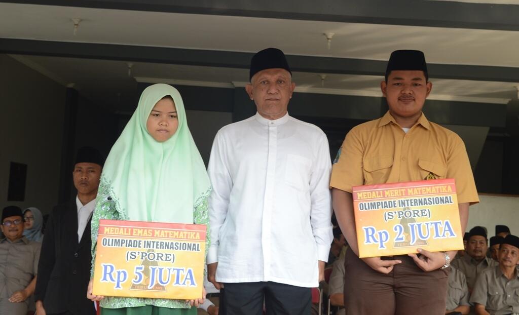 Luncurkan Yayasan Peduli Pesantren, Hary Tanoe Berharap Indonesia Maju