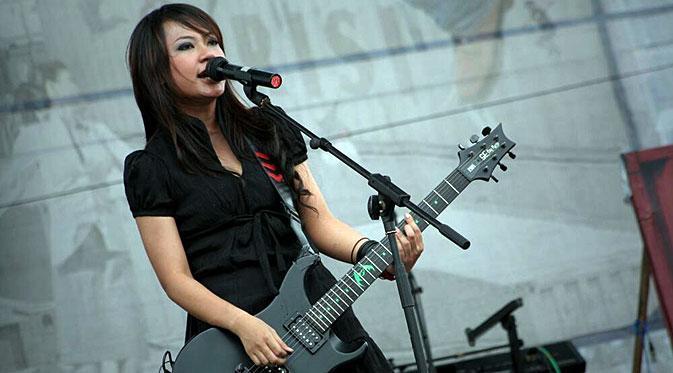 &#91;Vokalis Band&#93; WANITA CANTIK dari Yang MELOW sampe ROCK !