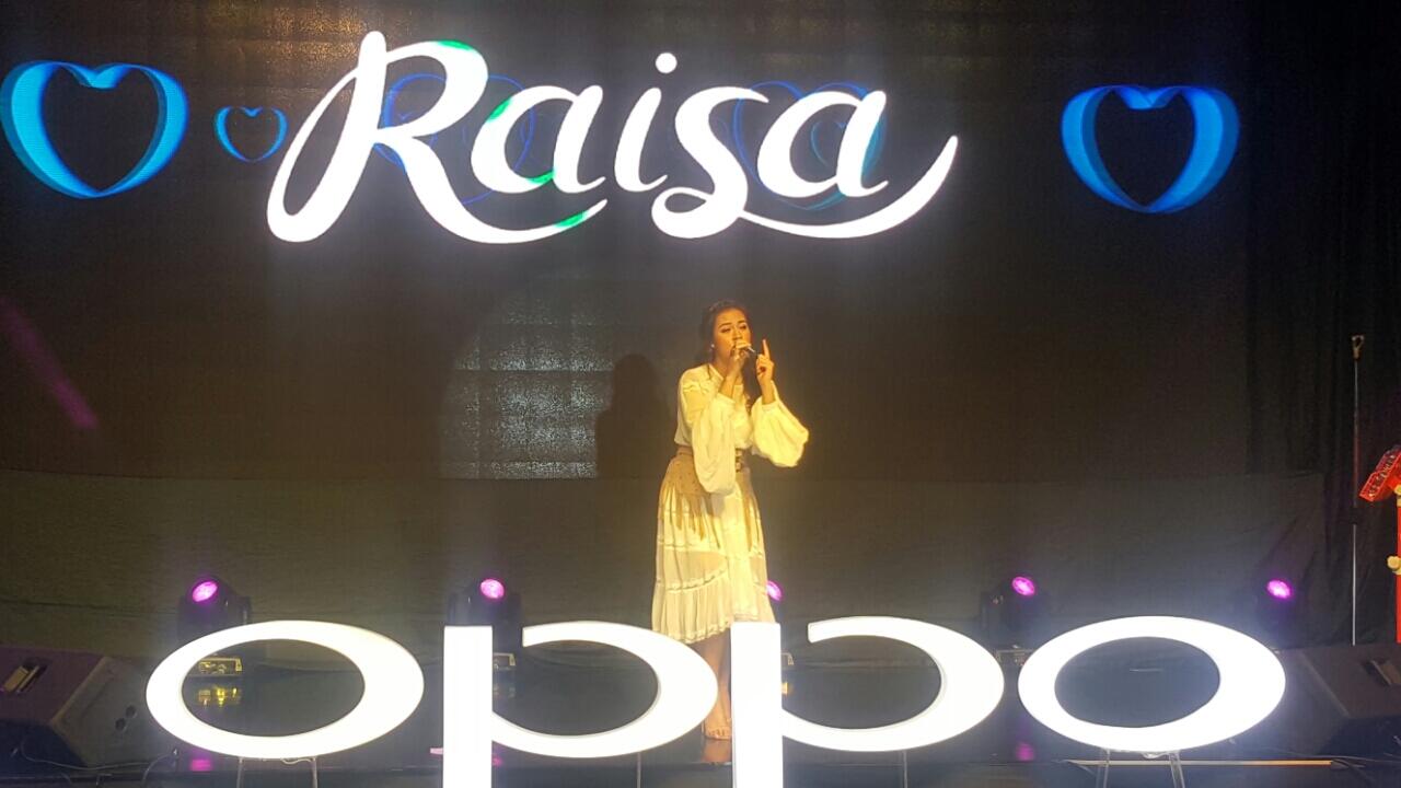 Live Thread and Live Streaming : OPPO Raisa Phone