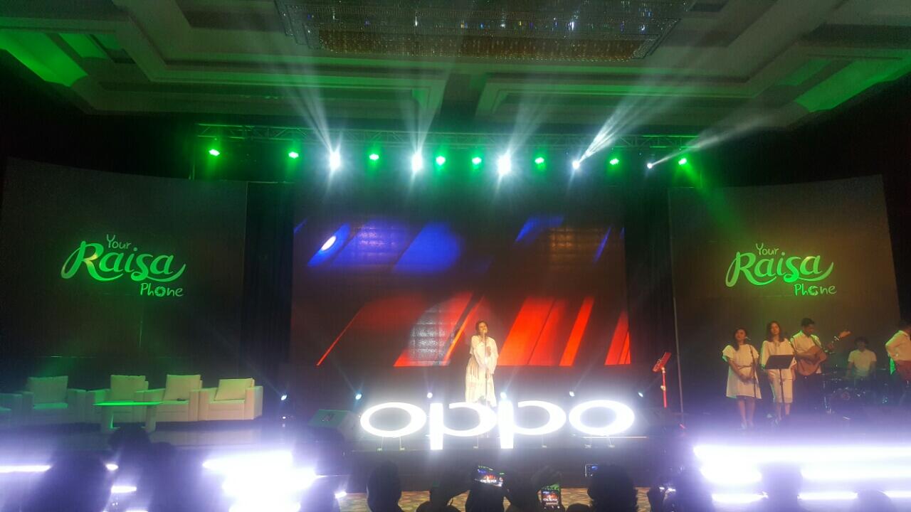 Live Thread and Live Streaming : OPPO Raisa Phone