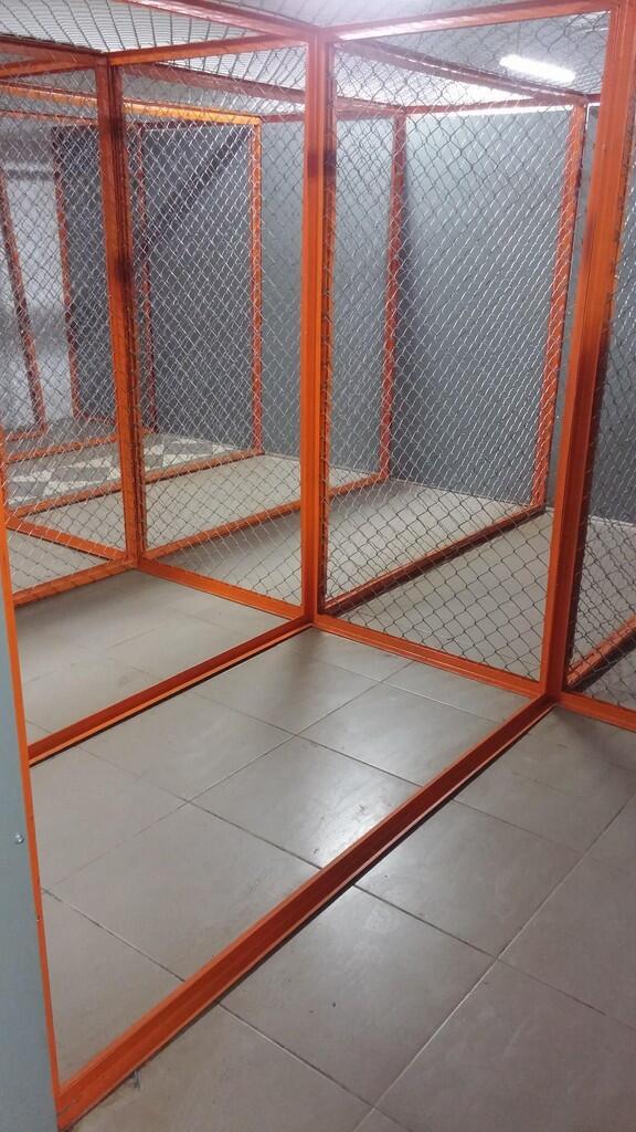 CITY STORAGE - Tempat Simpan barang sendiri / Gudang barang dengan harga TERJANGKAU!