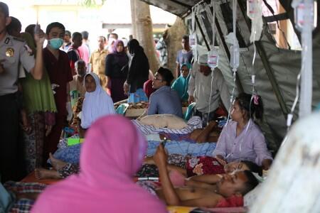 62 Jenazah Korban Gempa Aceh Dibawa Keluarga
