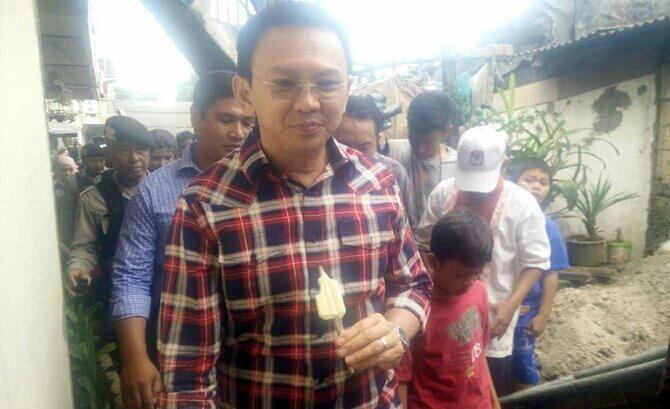 Dukung Anies-Sandi, eks pimpinan KPK ini langsung serang Ahok