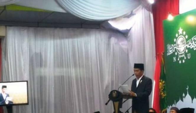 Jokowi Sebut Politik Menghangat karena Aksi 411 dan 212