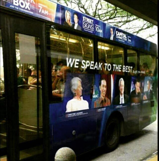 Wow, Bus di London Tampilkan Wajah Jokowi, Lihat Hasil Jepretan Ari Wibowo Ini
