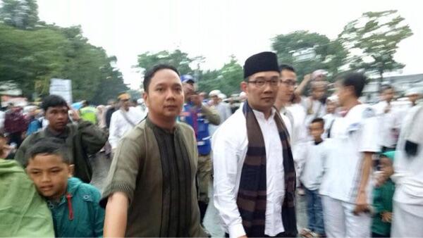 Melihat 'Putihnya' Lapangan Gasibu Bandung Saat Doa Bersama 1212