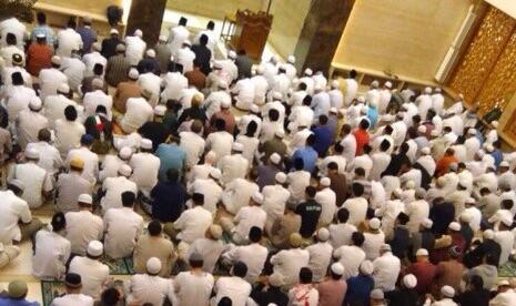 Gerakan Subuh Berjamaah 1212 Bukti Kepatuhan Umat Pada Ulama