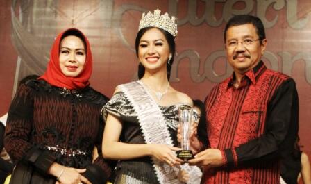 Putri Mentari Sitanggang Puteri Sumatera Utara 2016