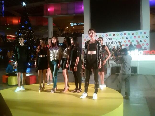 ◄۞[FIELD REPORT] HEBOH DAN SERU MOTO E3 POWER ROAD SHOW SURABAYA"۞►