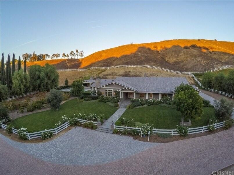 Desain Bagus Rumah Kylie Jenner Dijual