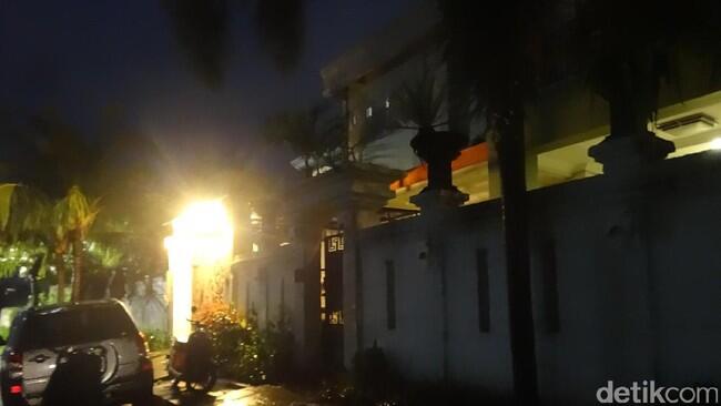 Kematian Tragis Blogger Rini Casillia: Tersetrum hingga Postingan Terakhir