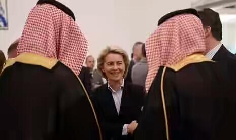 Menteri Jerman Tolak Kenakan Kerudung Saat Kunjungan ke Arab Saudi