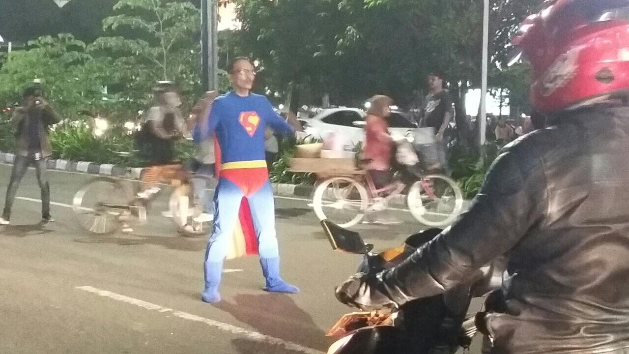 Ane Liat Moto Bus Juga di Senayan Gan!