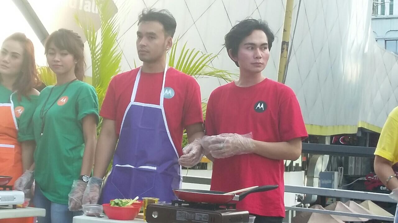 KASKUSxKokikuTV menantang #HelloMoto Masak Gan!