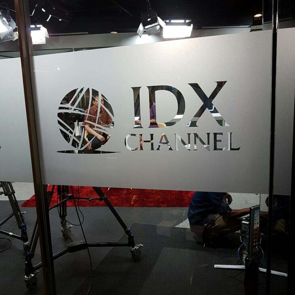 talk show top stock live idx channel membahas ekonomi global