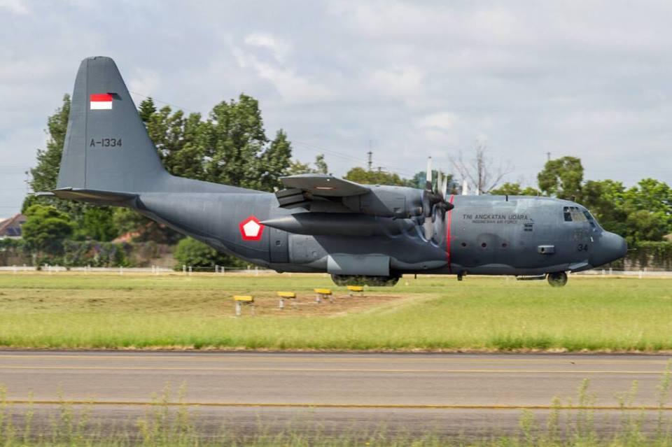 (Breaking News) Pesawat C-130 kecelakaan ????