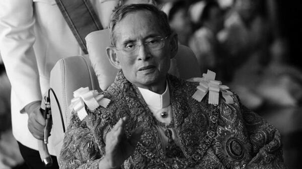 Mengenang Tokoh-Tokoh Terkenal Yang Wafat di Tahun 2016
