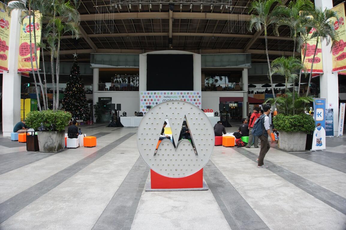 &#91;Field Report&#93; Gempita acara Roadshow Moto E3 Power di Surabaya