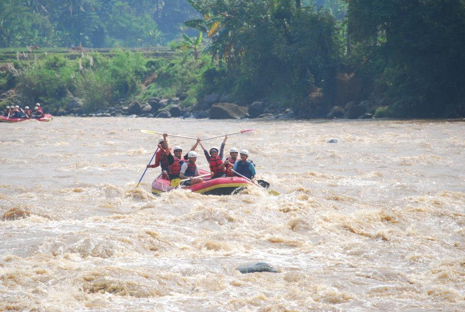 Yang takut air jangan masup