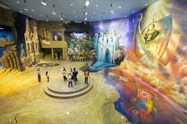 Teknik lukisan Trompe L’Oeil.dan Sejarahnya.di museum trick art Bali