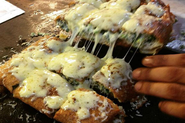 Belum hits kalau belum coba 7 makanan kekinian ini di tahun 2016