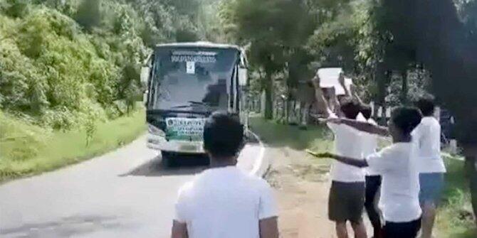 5 Reaksi pemerintah soal 'om telolet om', sampai buat lomba klakson