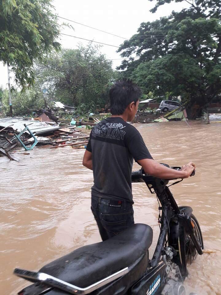 #Prayforbima 
Banjir Bandang di Kabupaten Bima provinsi NTB