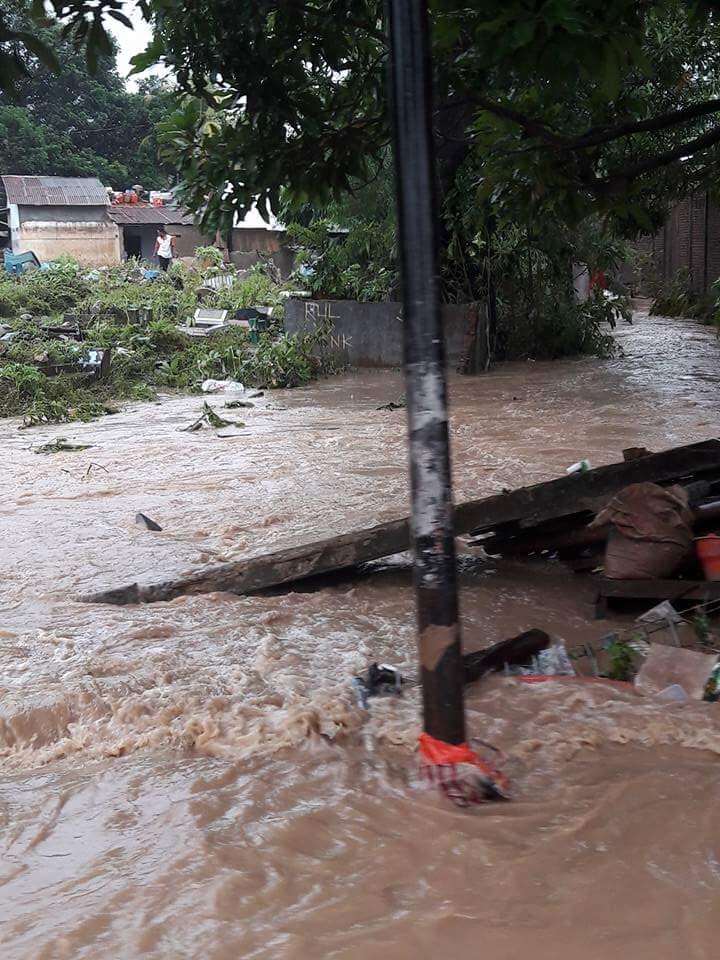 #Prayforbima 
Banjir Bandang di Kabupaten Bima provinsi NTB