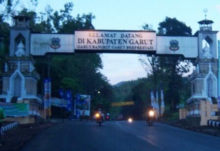 4 WISATA RECOMMEND DI GARUT