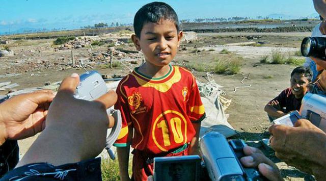 5 Kisah Ajaib Saat Tsunami Aceh