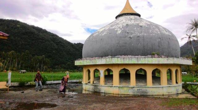 5 Kisah Ajaib Saat Tsunami Aceh