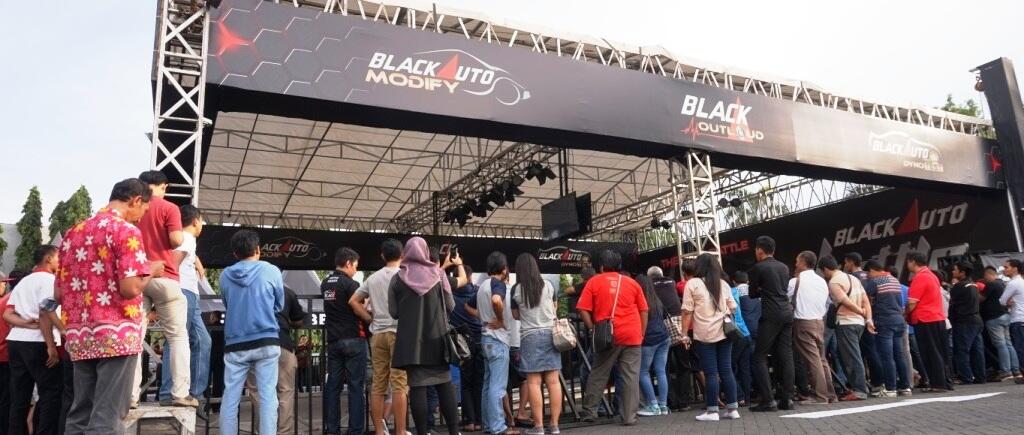 FR BlackAuto Battle 17 Desember 2016 : Surabaya Menggelar Event Otomotif