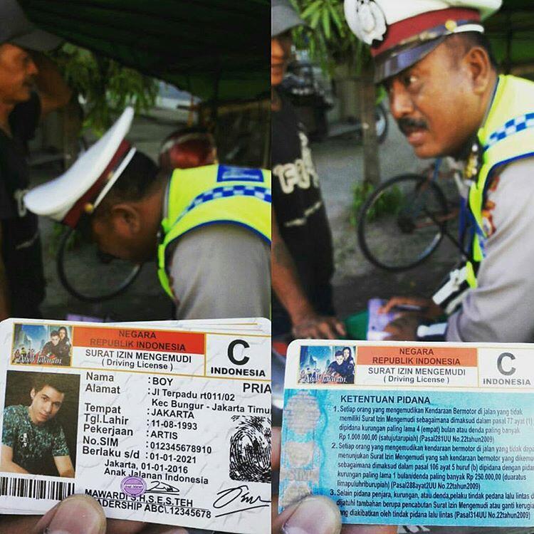 Polisi Ini SHOCK BERAT Setelah Lihat Foto dan Nama di SIM Pengendara yang Ia Tilang