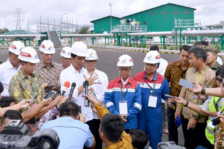 Isu 10 Juta Tenaga Kerja Asing, Jokowi: Jangan Percaya Fitnah