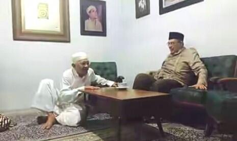 In Picture: Pelajaran Berharga dari Mbah Moen, Gus Mus, dan Quraish Shihab