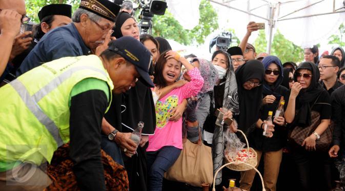 Polisi Tangkap 2 Pelaku Pembunuhan Sadis Pulomas